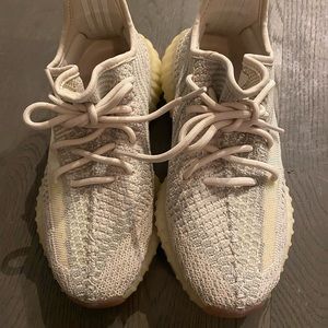 Yeezy boost 350 v2